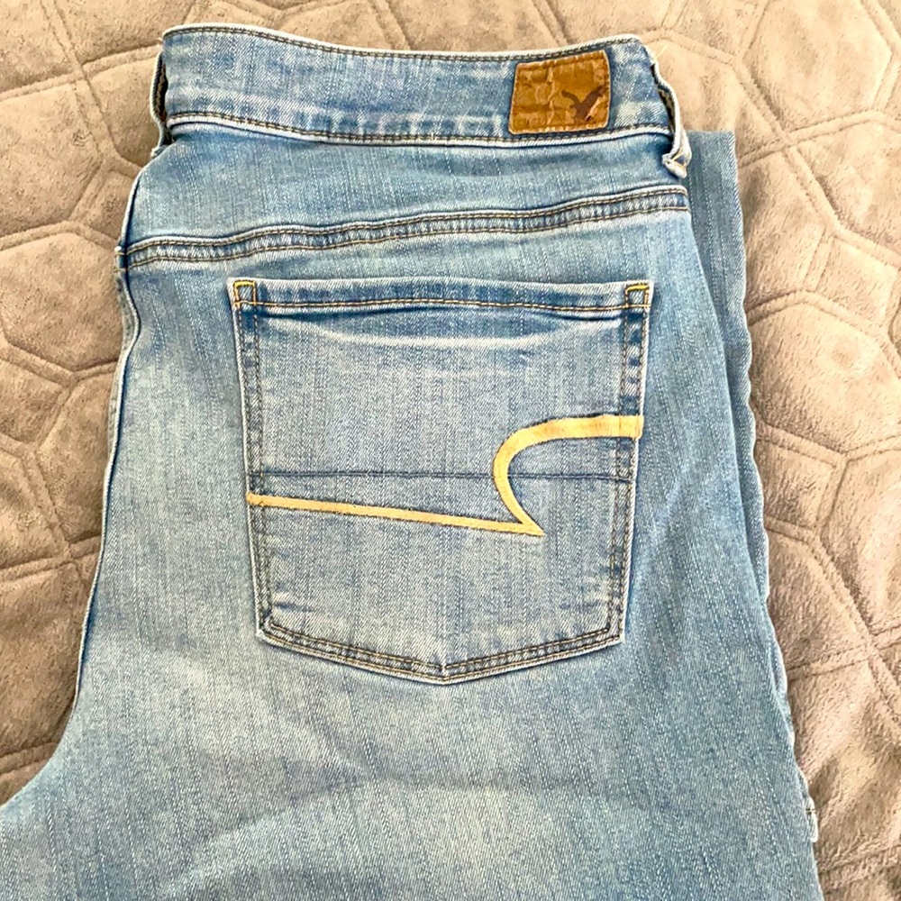 American Eagle outfitters patch jeans